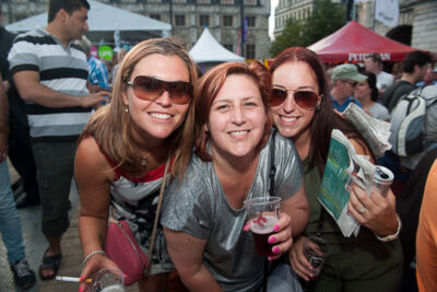 Vlaanderen zingt @ Gentse Feesten - Sint Baafsplein, picture 35, photographed by Dimitri Vanlommel - FrontView Magazine