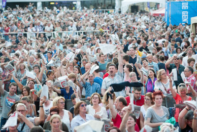 Vlaanderen zingt @ Gentse Feesten - Sint Baafsplein, picture 80, photographed by Dimitri Vanlommel - FrontView Magazine