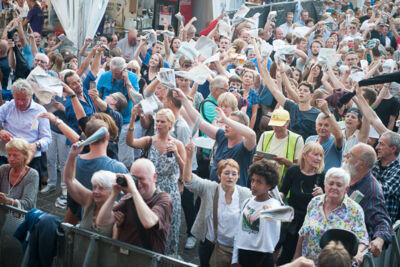 Vlaanderen zingt @ Gentse Feesten - Sint Baafsplein, picture 83, photographed by Dimitri Vanlommel - FrontView Magazine