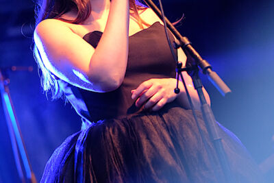 Lady Linn And Her Magnificent Seven @ Engie Parkies Kapellen, picture 25, photographed by James Van Roosbroeck - FrontView Magazine