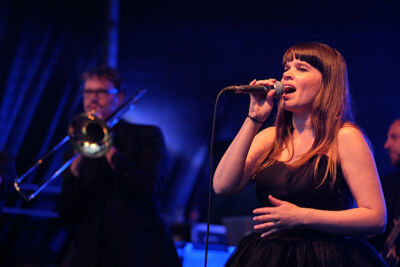 Lady Linn And Her Magnificent Seven @ Engie Parkies Kapellen, picture 29, photographed by James Van Roosbroeck - FrontView Magazine
