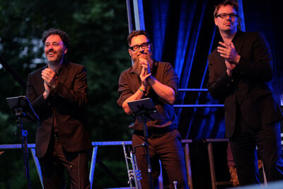 Lady Linn And Her Magnificent Seven @ Engie Parkies Kapellen, picture 32, photographed by James Van Roosbroeck - FrontView Magazine
