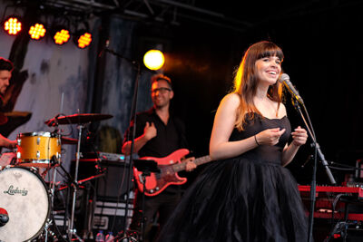 Lady Linn And Her Magnificent Seven @ Engie Parkies Kapellen, picture 98, photographed by James Van Roosbroeck - FrontView Magazine