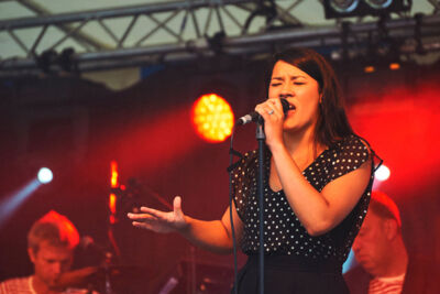 Silke & The Expendables @ Engie Parkies Middelkerke, picture 5, photographed by Laura Abigail G - FrontView Magazine
