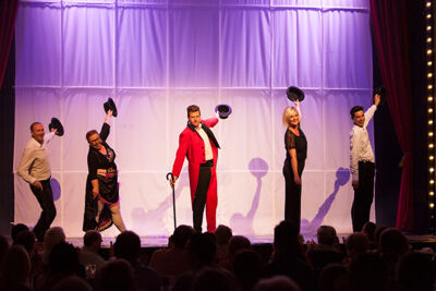 Revue "Even geduld aub" @ Colisée Blankenberge, picture 24, photographed by Frank Lambrechts - FrontView Magazine