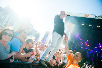 Stan Van Samang @ Suikerrock 2016, picture 9, photographed by Dimitri Vanlommel - FrontView Magazine