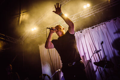 Stijn Meuris @ Paal op Stelten 2016, foto 11, foto's door Elke Briers - FrontView Magazine