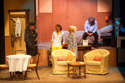 Mijne gebuur heeft het zuur @ Echt Antwaarps Teater, foto 11, foto's door Goele Bormans - FrontView Magazine