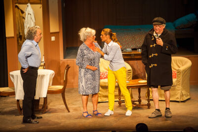 Mijne gebuur heeft het zuur @ Echt Antwaarps Teater, foto 20, foto's door Goele Bormans - FrontView Magazine