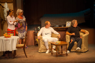 Mijne gebuur heeft het zuur @ Echt Antwaarps Teater, foto 50, foto's door Goele Bormans - FrontView Magazine