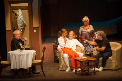 Mijne gebuur heeft het zuur @ Echt Antwaarps Teater, foto 58, foto's door Goele Bormans - FrontView Magazine