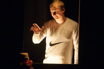 Mijne gebuur heeft het zuur @ Echt Antwaarps Teater, foto 91, foto's door Goele Bormans - FrontView Magazine