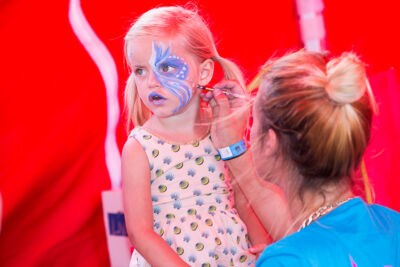 Sfeer @ Linkerwoofer zaterdag, picture 3, photographed by Marc Verdonck - FrontView Magazine
