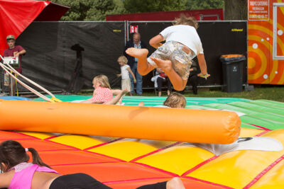 Sfeer @ Linkerwoofer zaterdag, picture 10, photographed by Marc Verdonck - FrontView Magazine