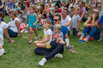 Sfeer @ Linkerwoofer zaterdag, picture 11, photographed by Marc Verdonck - FrontView Magazine