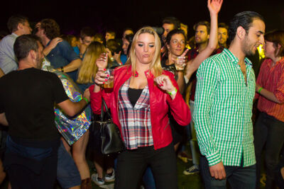 Sfeer @ Linkerwoofer zaterdag, picture 31, photographed by Marc Verdonck - FrontView Magazine