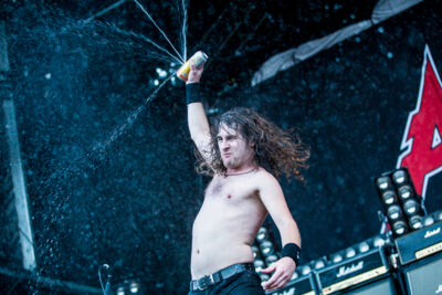Airbourne @ Into The Grave 2016, foto 6, foto's door Dorien Goetschalckx - FrontView Magazine