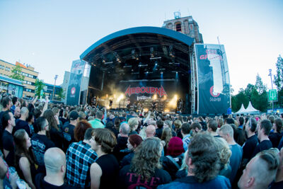 Airbourne @ Into The Grave 2016, foto 7, foto's door Dorien Goetschalckx - FrontView Magazine
