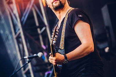 Stan Van Samang @ Marktrock Vilvoorde 2016, picture 8, photographed by Elke Briers - FrontView Magazine
