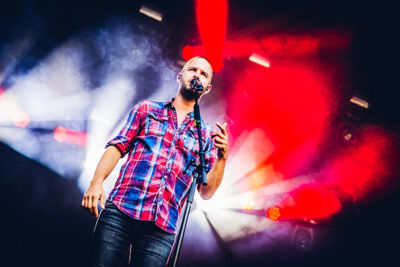 Stan Van Samang @ Marktrock Vilvoorde 2016, picture 10, photographed by Elke Briers - FrontView Magazine