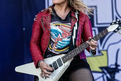 ThunderMother @ Alcatraz Metal Fest 2016, picture 5, photographed by Edwin Houdevelt - FrontView Magazine
