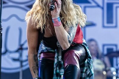 ThunderMother @ Alcatraz Metal Fest 2016, picture 14, photographed by Edwin Houdevelt - FrontView Magazine