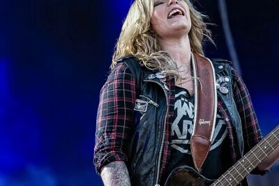 ThunderMother @ Alcatraz Metal Fest 2016, picture 20, photographed by Edwin Houdevelt - FrontView Magazine