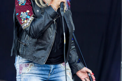Bonnie Tyler @ Nostalgie Beach Festival, picture 2, photographed by Marc Verdonck - FrontView Magazine