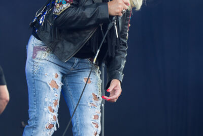 Bonnie Tyler @ Nostalgie Beach Festival, picture 18, photographed by Marc Verdonck - FrontView Magazine