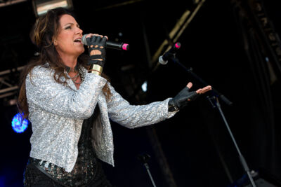 Jenny Berggren @ Nostalgie Beach Festival, picture 6, photographed by Marc Verdonck - FrontView Magazine