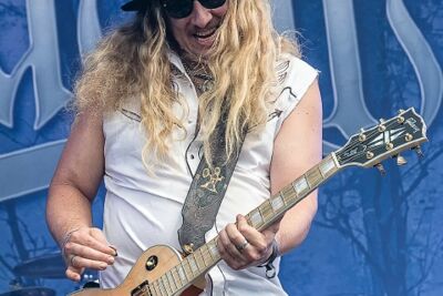 Korpiklaani @ Alcatraz Metal Fest 2016, foto 10, foto's door Edwin Houdevelt - FrontView Magazine