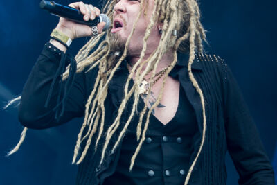 Korpiklaani @ Into The Grave 2016, picture 3, photographed by Dorien Goetschalckx - FrontView Magazine
