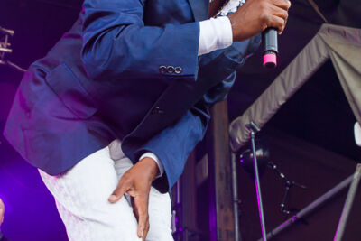 Leee John @ Nostalgie Beach Festival, picture 1, photographed by Marc Verdonck - FrontView Magazine