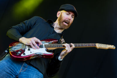Leee John @ Nostalgie Beach Festival, picture 8, photographed by Marc Verdonck - FrontView Magazine