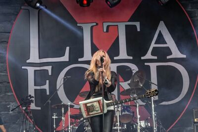 Lita Ford @ Alcatraz Metal Fest 2016, foto 9, foto's door Edwin Houdevelt - FrontView Magazine
