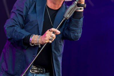 Machiavel @ Nostalgie Beach Festival, picture 13, photographed by Marc Verdonck - FrontView Magazine