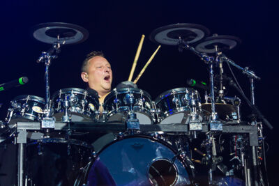O.M.D. @ Nostalgie Beach Festival, picture 3, photographed by Marc Verdonck - FrontView Magazine