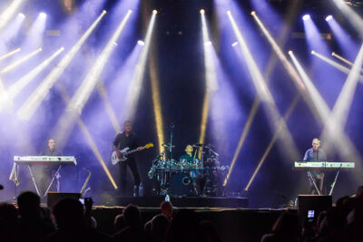 O.M.D. @ Nostalgie Beach Festival, picture 16, photographed by Marc Verdonck - FrontView Magazine