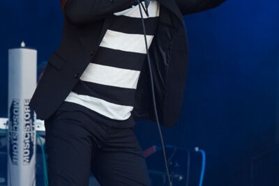 Schmutz @ Nostalgie Beach Festival, picture 4, photographed by Marc Verdonck - FrontView Magazine