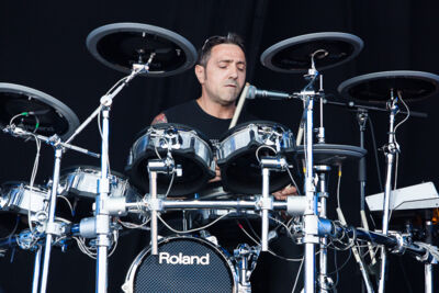 Schmutz @ Nostalgie Beach Festival, picture 7, photographed by Marc Verdonck - FrontView Magazine