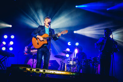 Bart Peeters @ Marktrock Aalst 2016, foto 21, foto's door Elke Briers - FrontView Magazine
