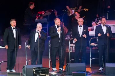 Grungblavers @ OLT Rivierenhof, picture 3, photographed by Goele Bormans - FrontView Magazine