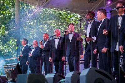Grungblavers @ OLT Rivierenhof, picture 8, photographed by Goele Bormans - FrontView Magazine