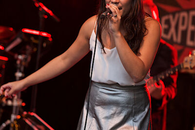 Silke & The Expendables @ Engie Parties Kapellen, picture 6, photographed by James Van Roosbroeck - FrontView Magazine