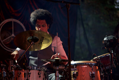 Bart Peeters @ OLT Rivierenhof, picture 12, photographed by James Van Roosbroeck - FrontView Magazine