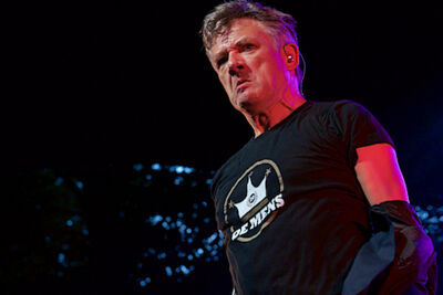 Bart Peeters @ OLT Rivierenhof, picture 51, photographed by James Van Roosbroeck - FrontView Magazine