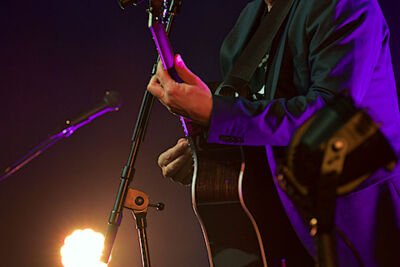Bart Peeters @ OLT Rivierenhof, picture 54, photographed by James Van Roosbroeck - FrontView Magazine