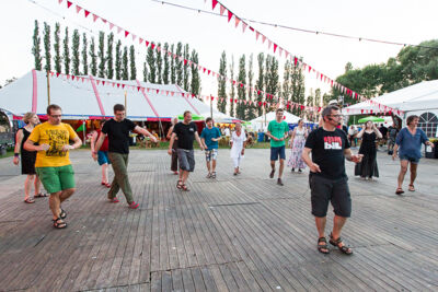 Folkdansinitiatie Kurt Garrez @ BoombalFestival Dag 1 Lovendegem, picture 5, photographed by Guy Danneels - FrontView Magazine