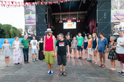 Folkdansinitiatie Kurt Garrez @ BoombalFestival Dag 1 Lovendegem, picture 9, photographed by Guy Danneels - FrontView Magazine