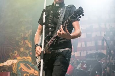 Janez Detd @ Boerenrock 2016, foto 9, foto's door Edwin Houdevelt - FrontView Magazine